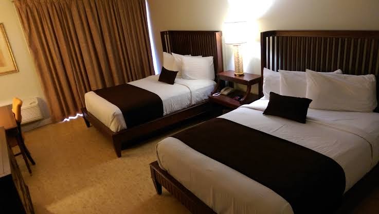 Monthly room rental Palm Harbor FL with lake views